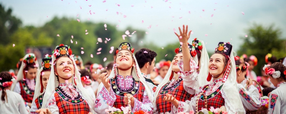 Kur Plaukst Eiropa: Labākie Ziedu Festivāli un Bulgārijas Rožu Ieleja